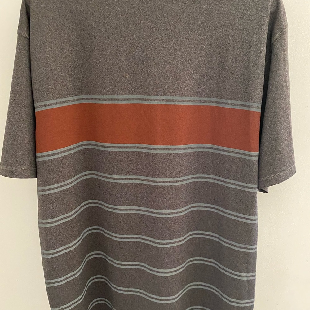 Nice t-shirt: QuickSilver and cap as gift